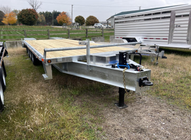 2024 Canada Trailers 102" X 25ft Galvanized Deckover Tri-Axle Flatbed ...