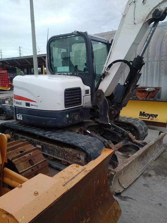 2014 Bobcat E85 - EquipmentPatrol